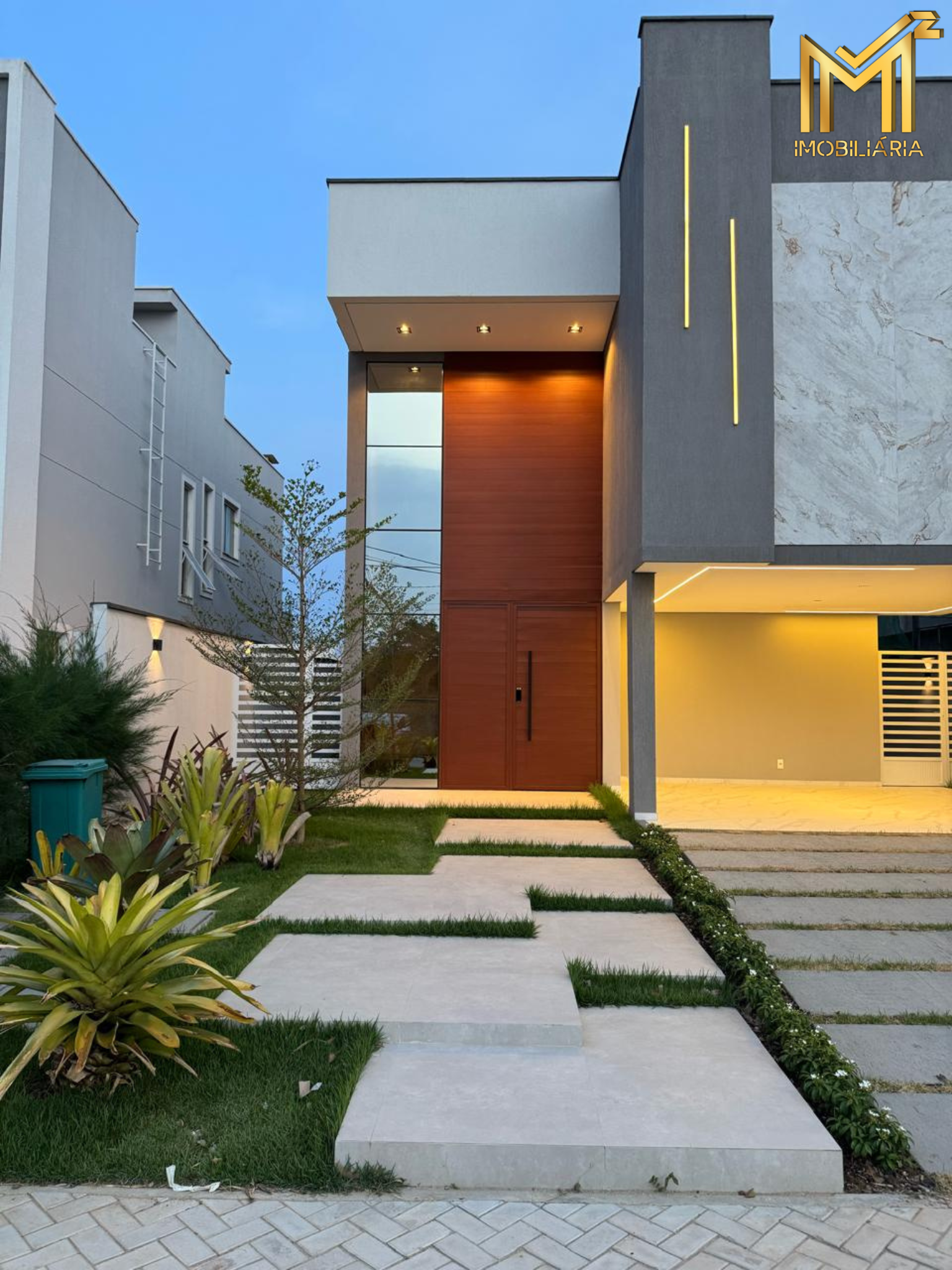 Foto 2 do imóvel Casa alto padrão para alugar na Cidade Alpha