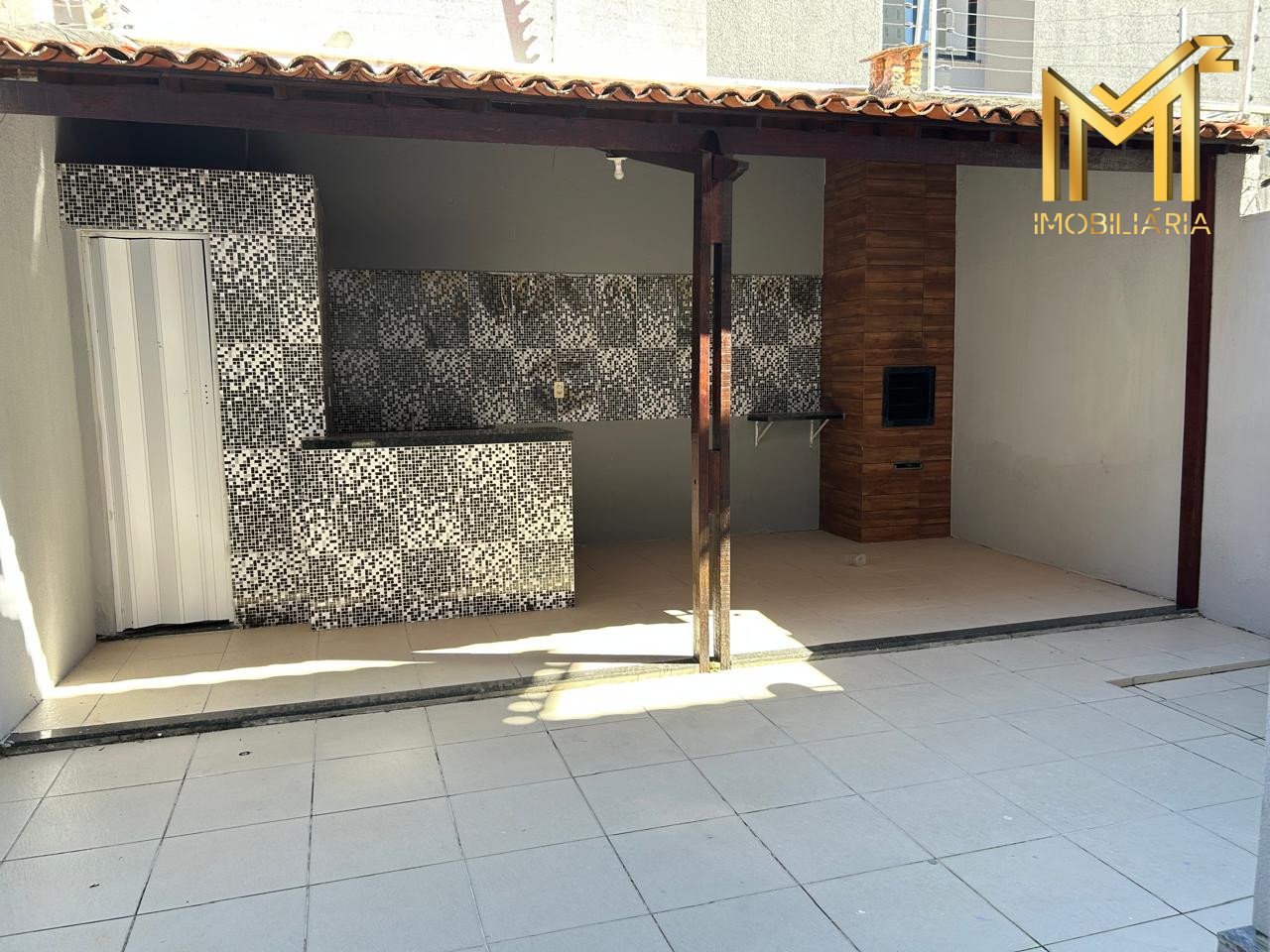 Foto 4 do imóvel Casa Duplex com 3 Suítes e Lazer Privativo no Centro do Eusébio.