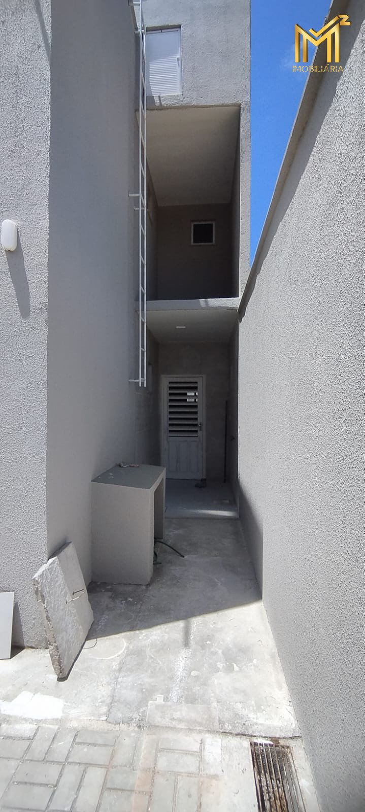 Foto 13 do imóvel Casa Duplex com 3 Suítes no Coração do Eusébio.
