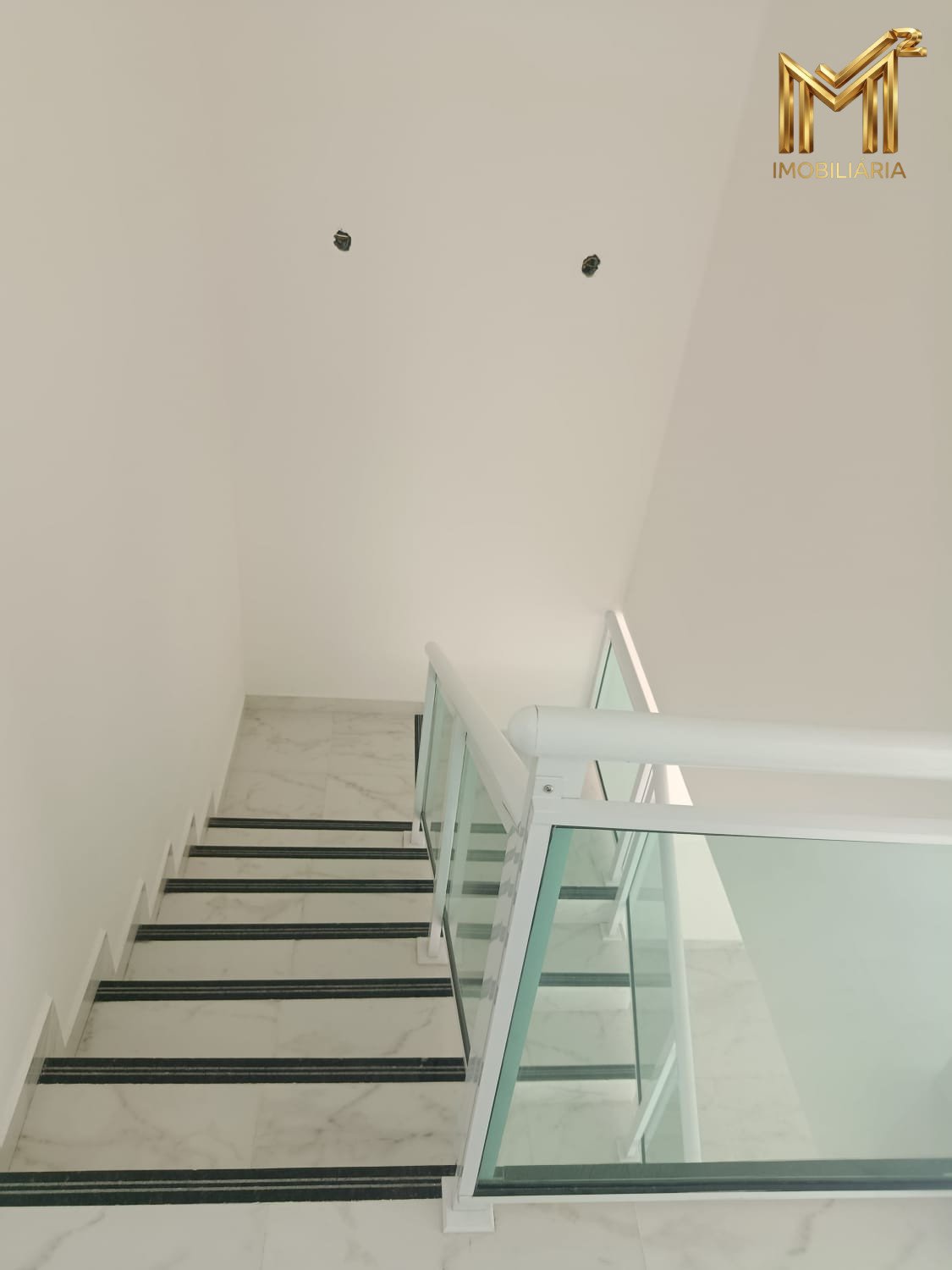 Foto 6 do imóvel Casa Dúplex para Venda ou Locação no Eusébio